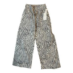 Pilcro Black and White Zebra Print women’s wide leg pants